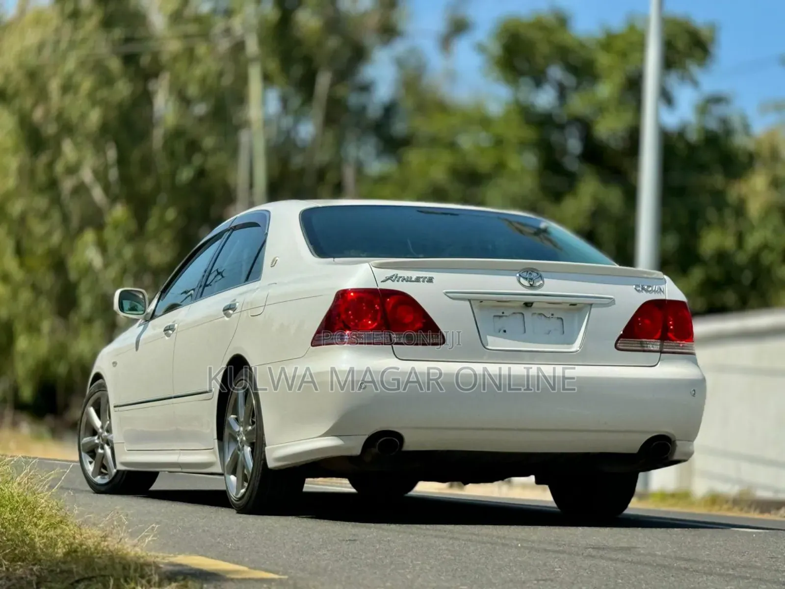 Toyota Crown Royale 2005 Silver