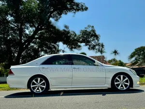 Toyota Crown Royale 2005 Silver