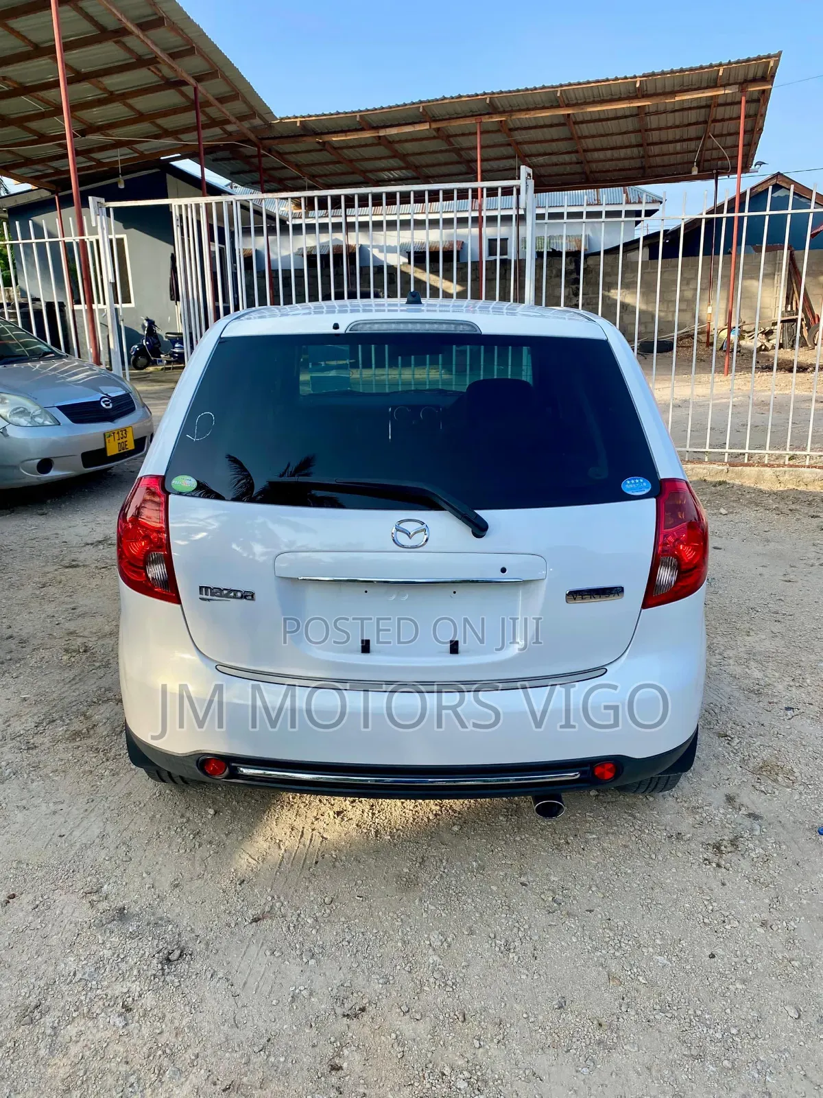 Mazda Verisa 2010 White