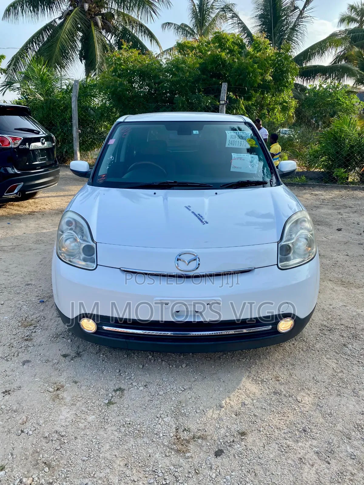 Mazda Verisa 2010 White