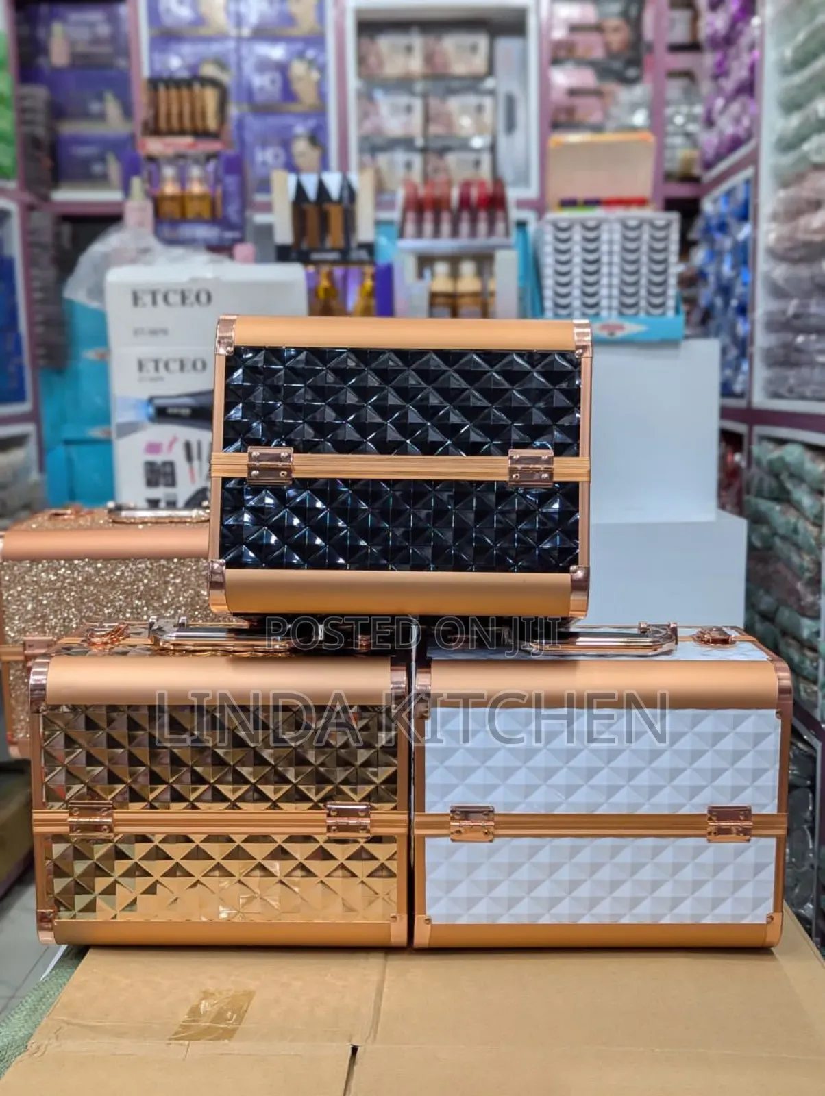 Make-Up Box