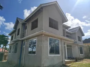 10bdrm Apartment in Kilimahewa Juu, Kinondoni for sale