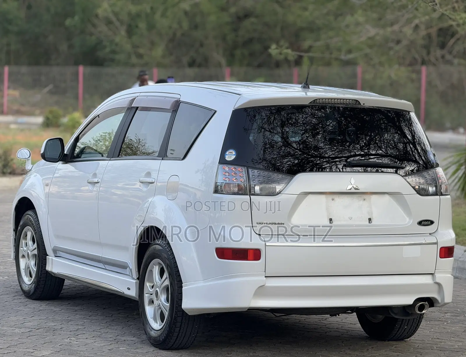 Mitsubishi Outlander 2007 White