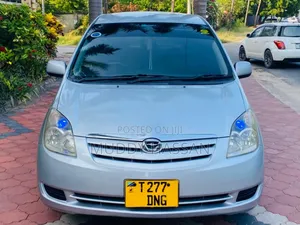 Toyota Corolla Spacio 2005 Silver