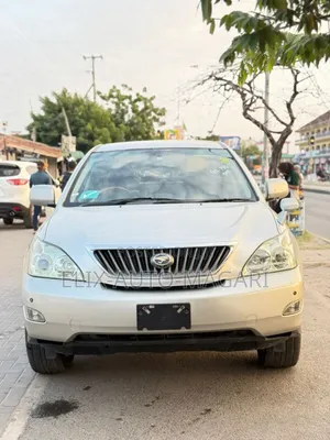 Photo - Toyota Harrier 2007 White