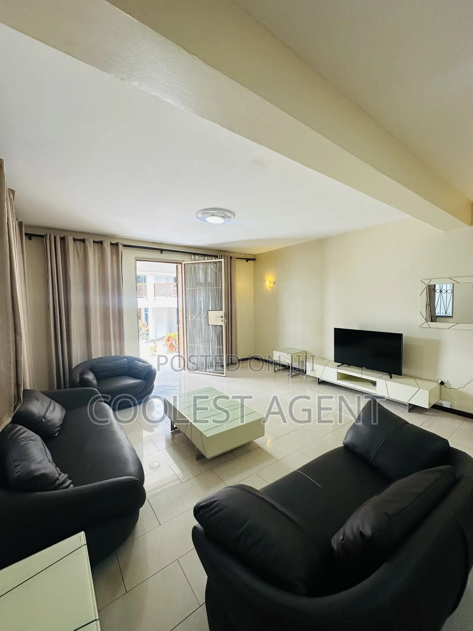Furnished 3bdrm Villa in Masaki, Kinondoni for rent