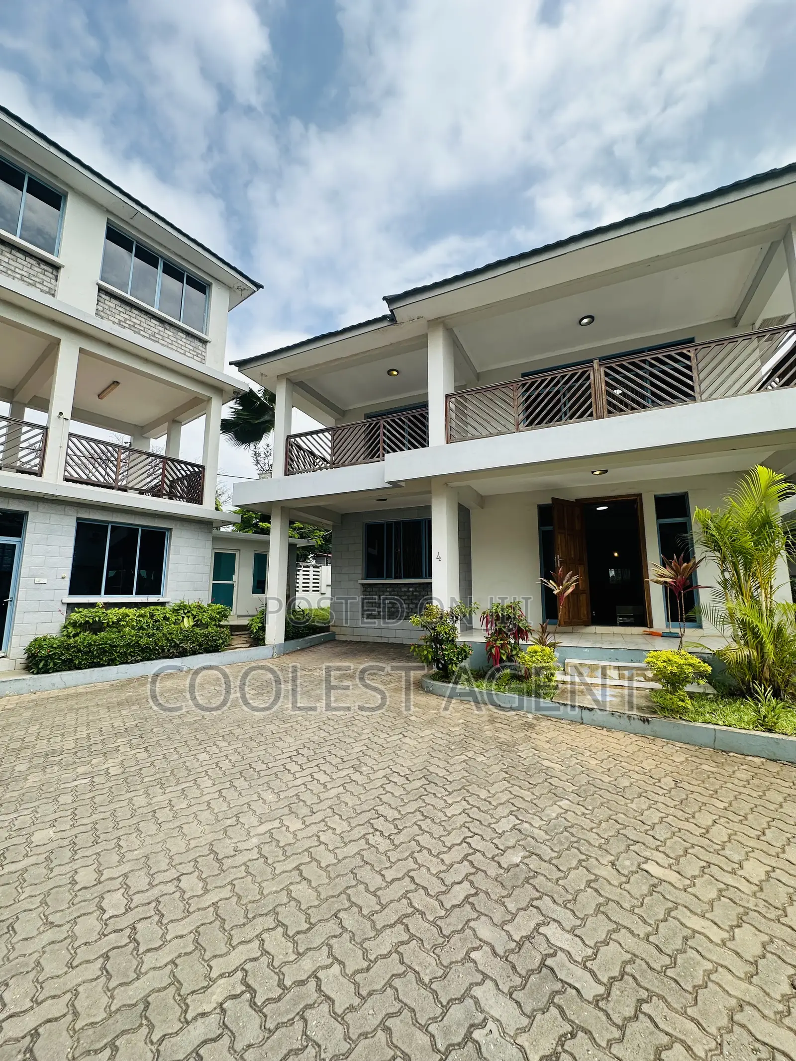 Furnished 3bdrm Villa in Masaki, Kinondoni for rent