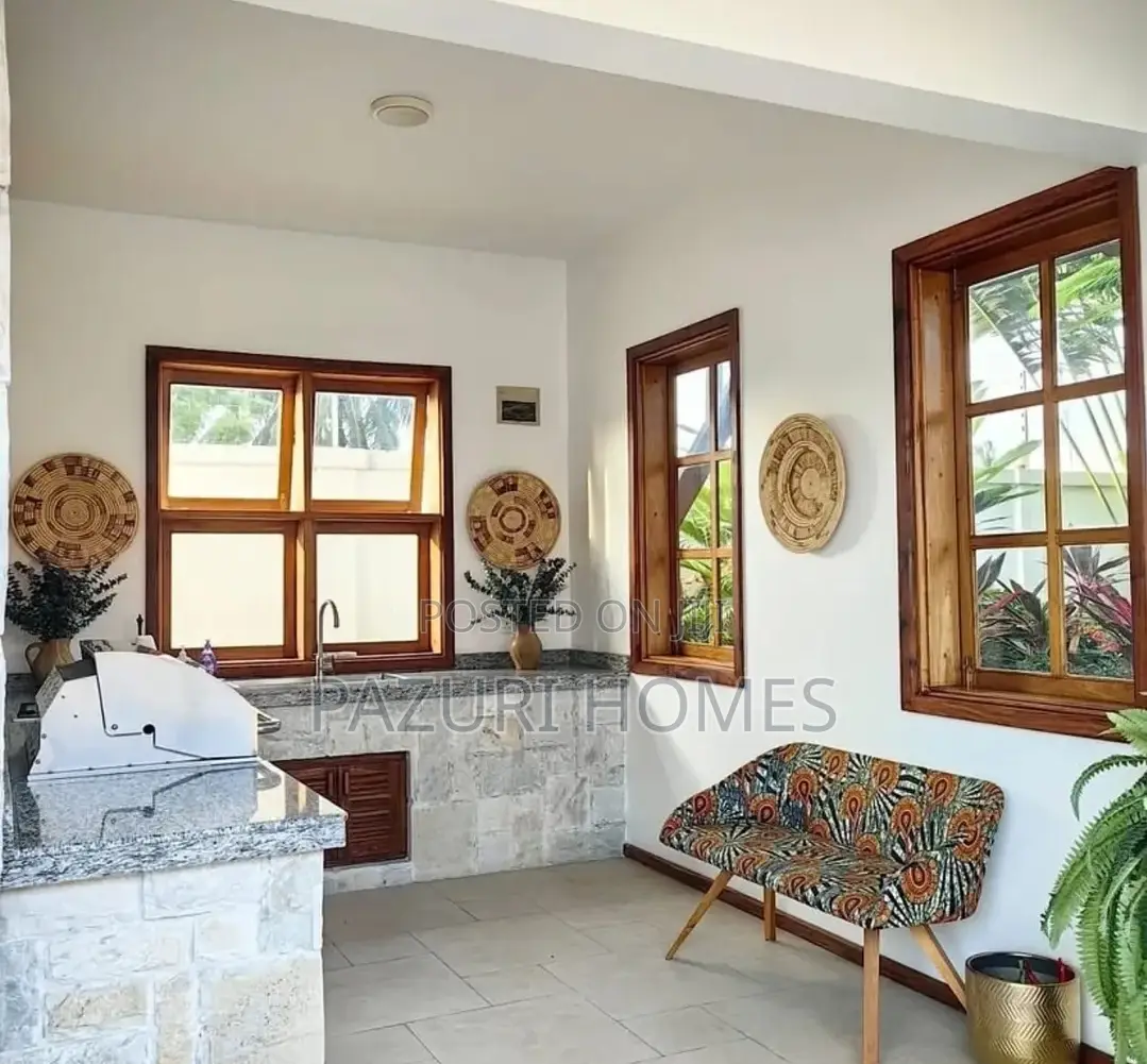 3bdrm House in Mikocheni for sale