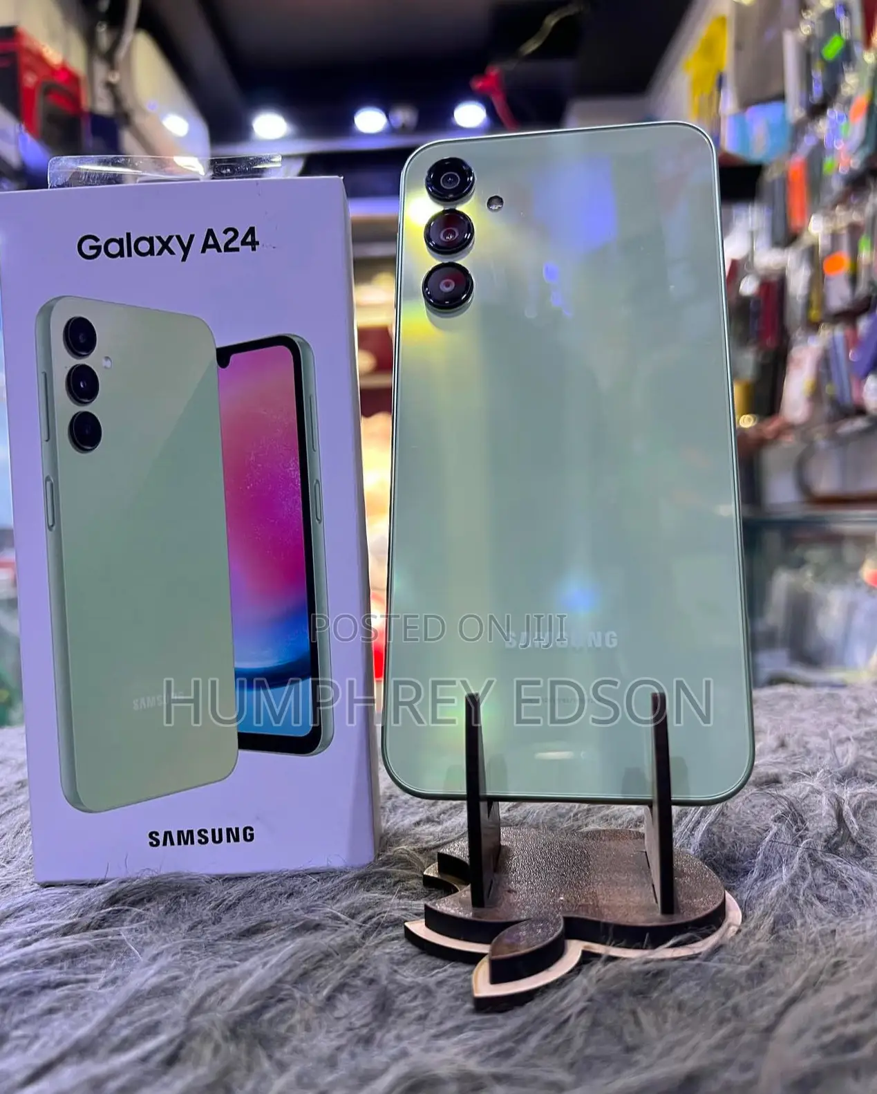 New Samsung Galaxy A24 128 GB Yellow