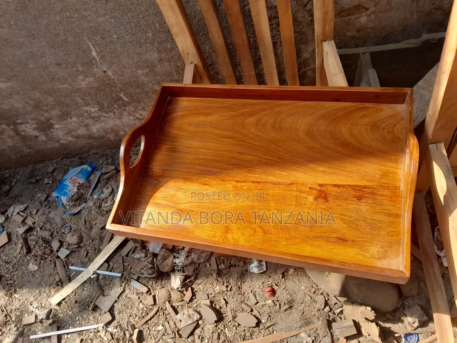 Tray Za Uhakika