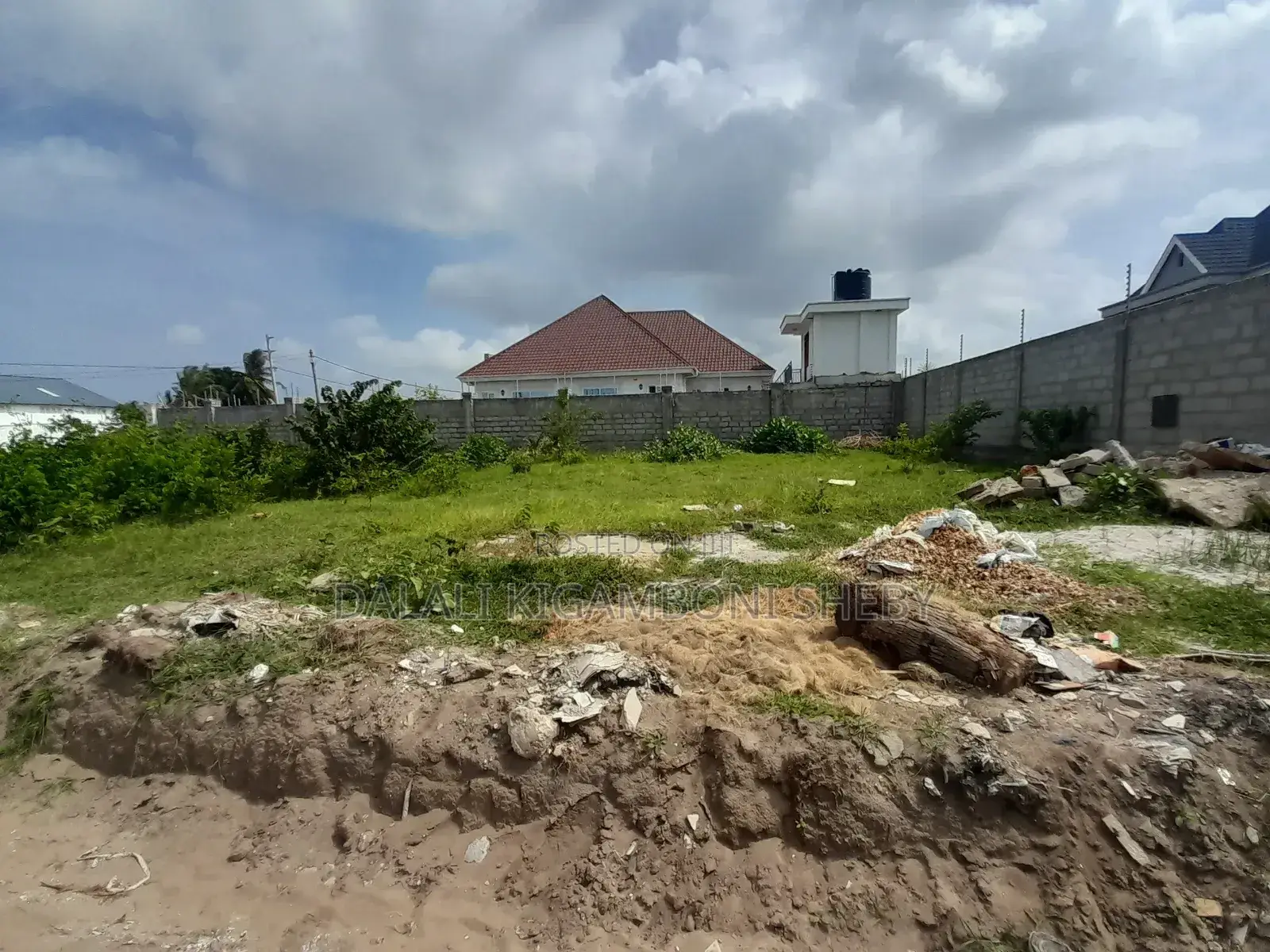 Kiwanja Kinauzwa Kigamboni Kisota