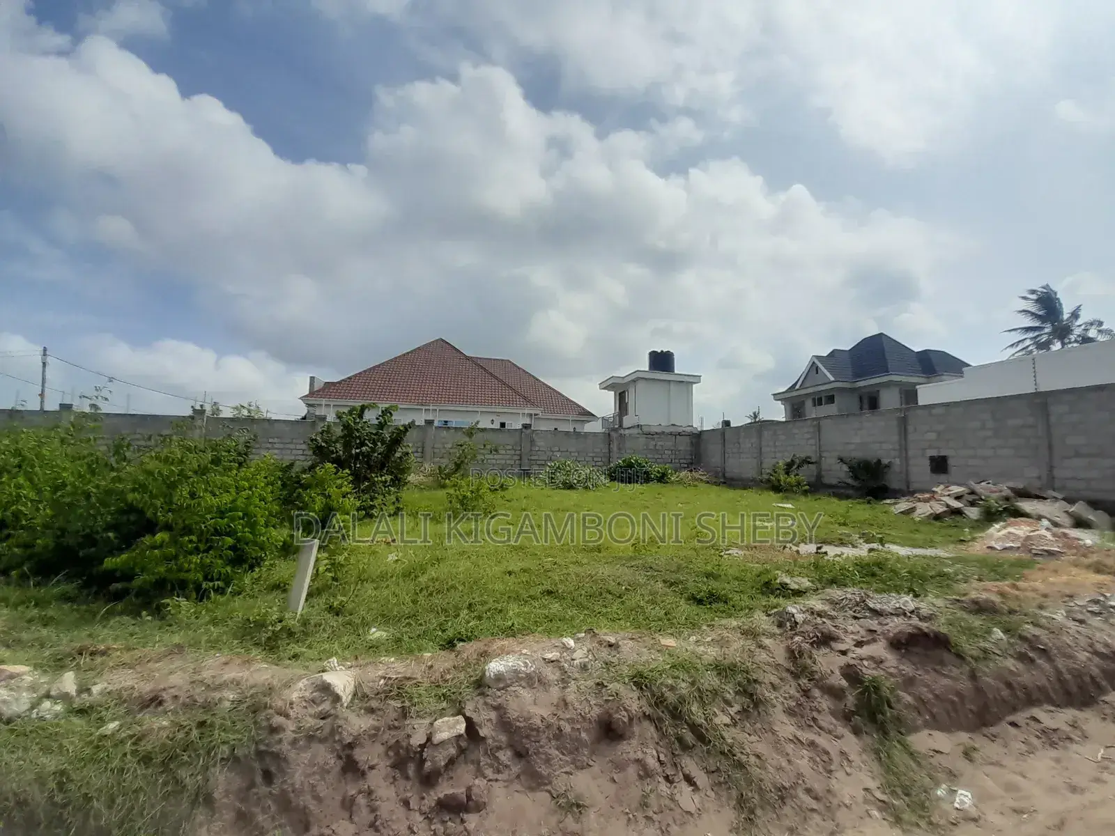 Kiwanja Kinauzwa Kigamboni Kisota