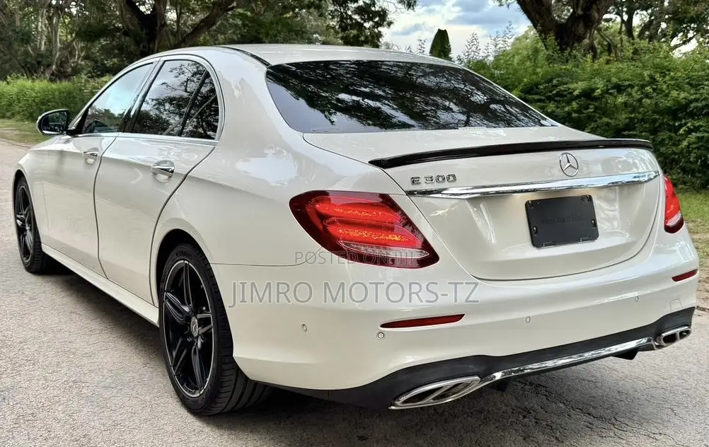 Mercedes-Benz E200 2017 White