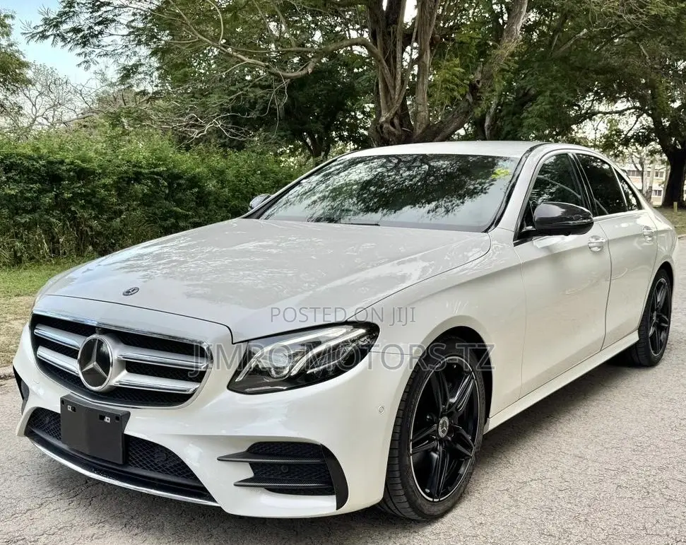 Mercedes-Benz E200 2017 White