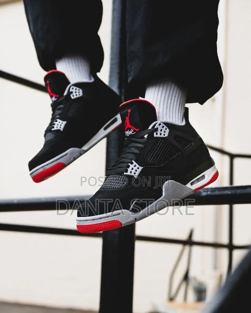 Jordan 4 Bred