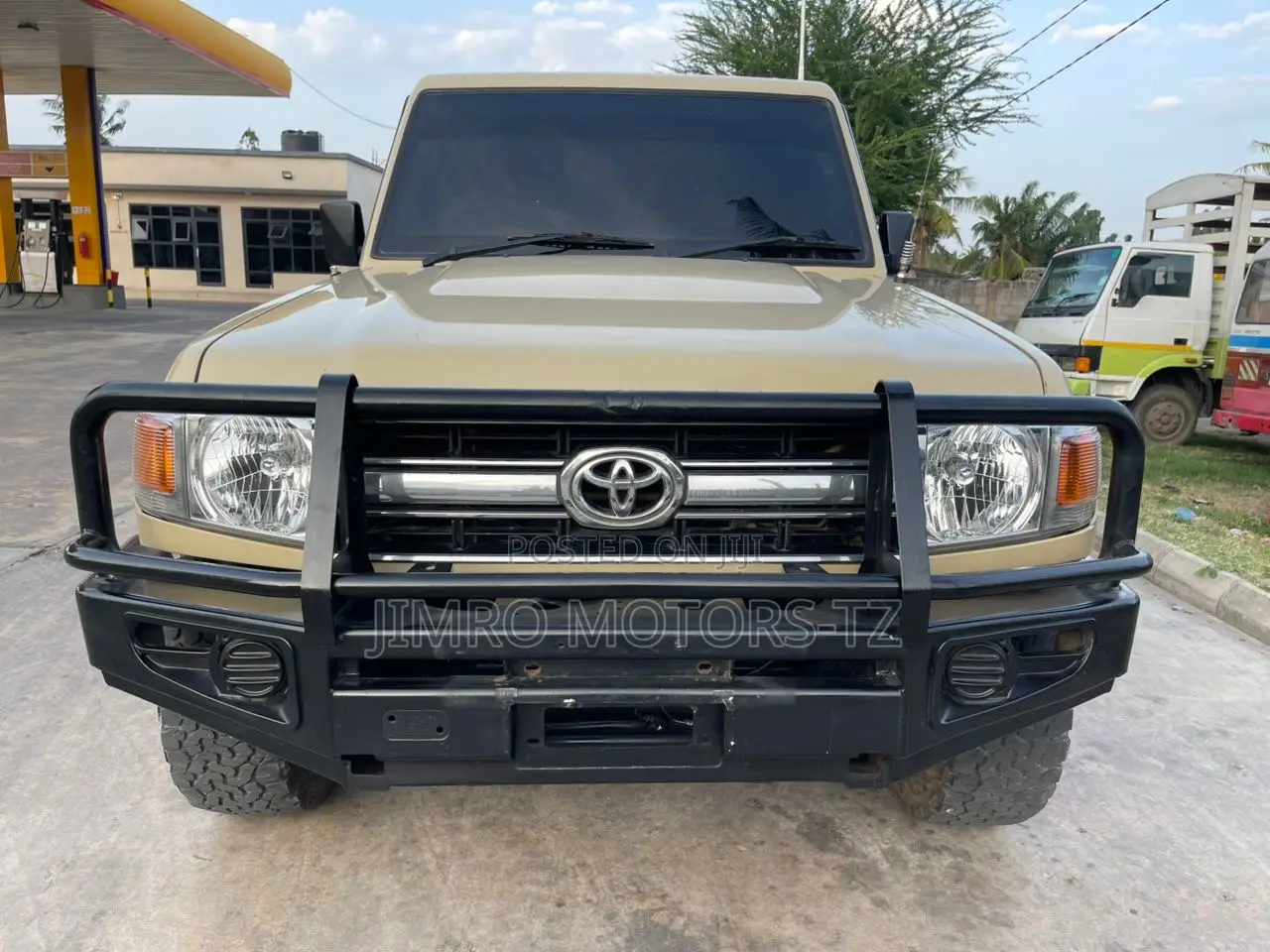 Toyota Land Cruiser 2013 Beige