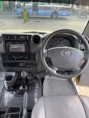 Toyota Land Cruiser 2013 Beige