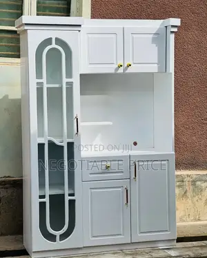 Kabati Ya Jiko Na Vyombo