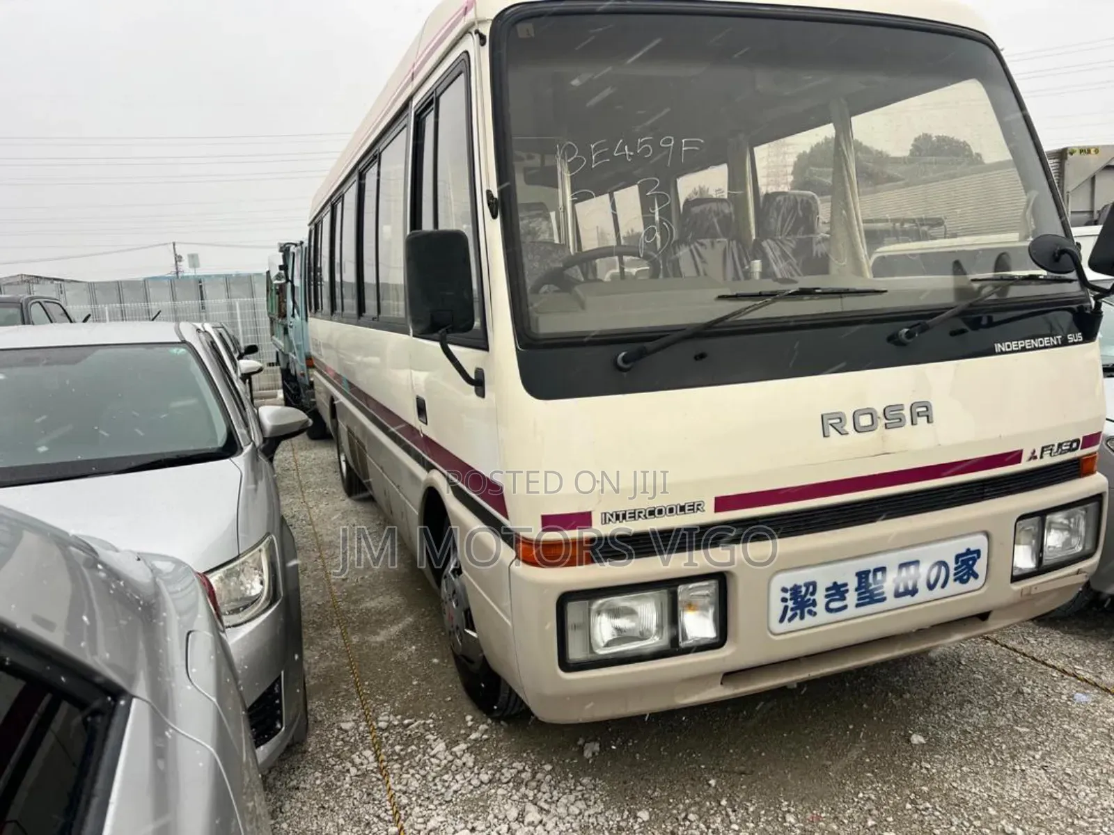Mitsubishi Fuso Rosa 1994 White