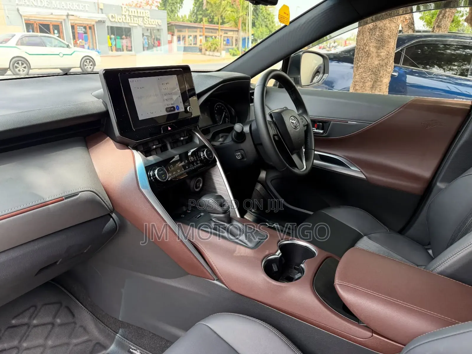 Toyota Harrier 2023 White
