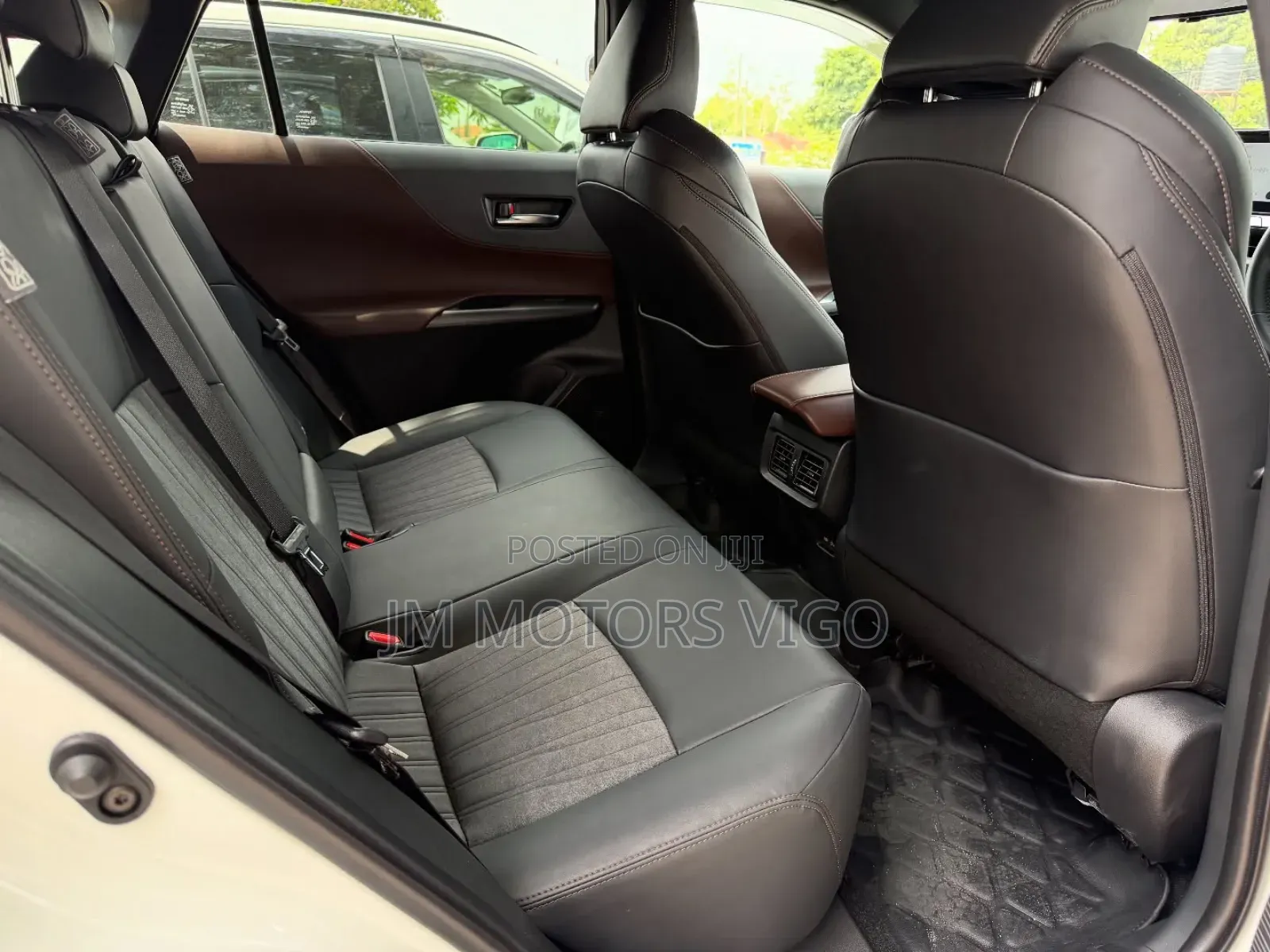 Toyota Harrier 2023 White