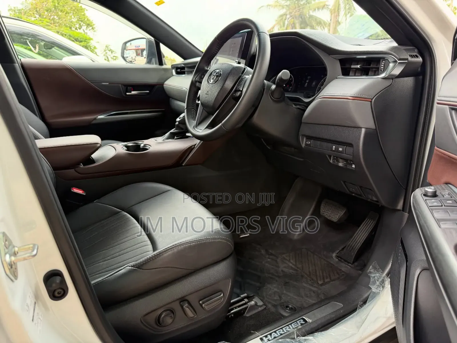 Toyota Harrier 2023 White