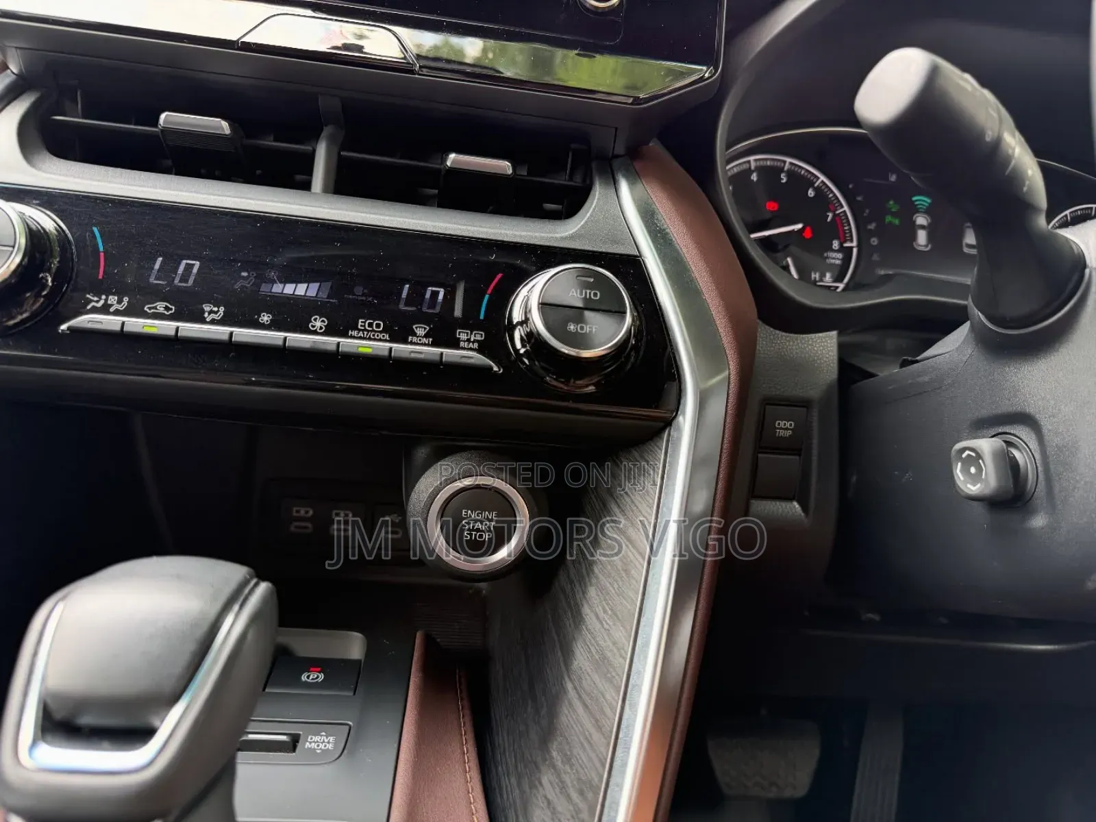 Toyota Harrier 2023 White