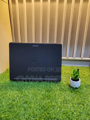 Laptop Dell Latitude 3350 8GB Intel Core I5 HDD 500GB
