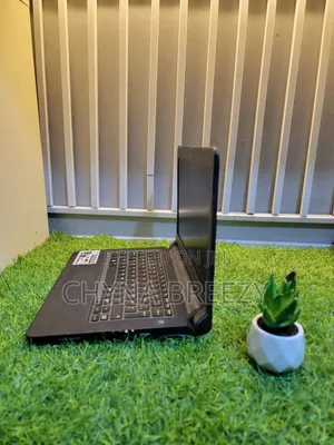 Laptop Dell Latitude 3350 8GB Intel Core I5 HDD 500GB