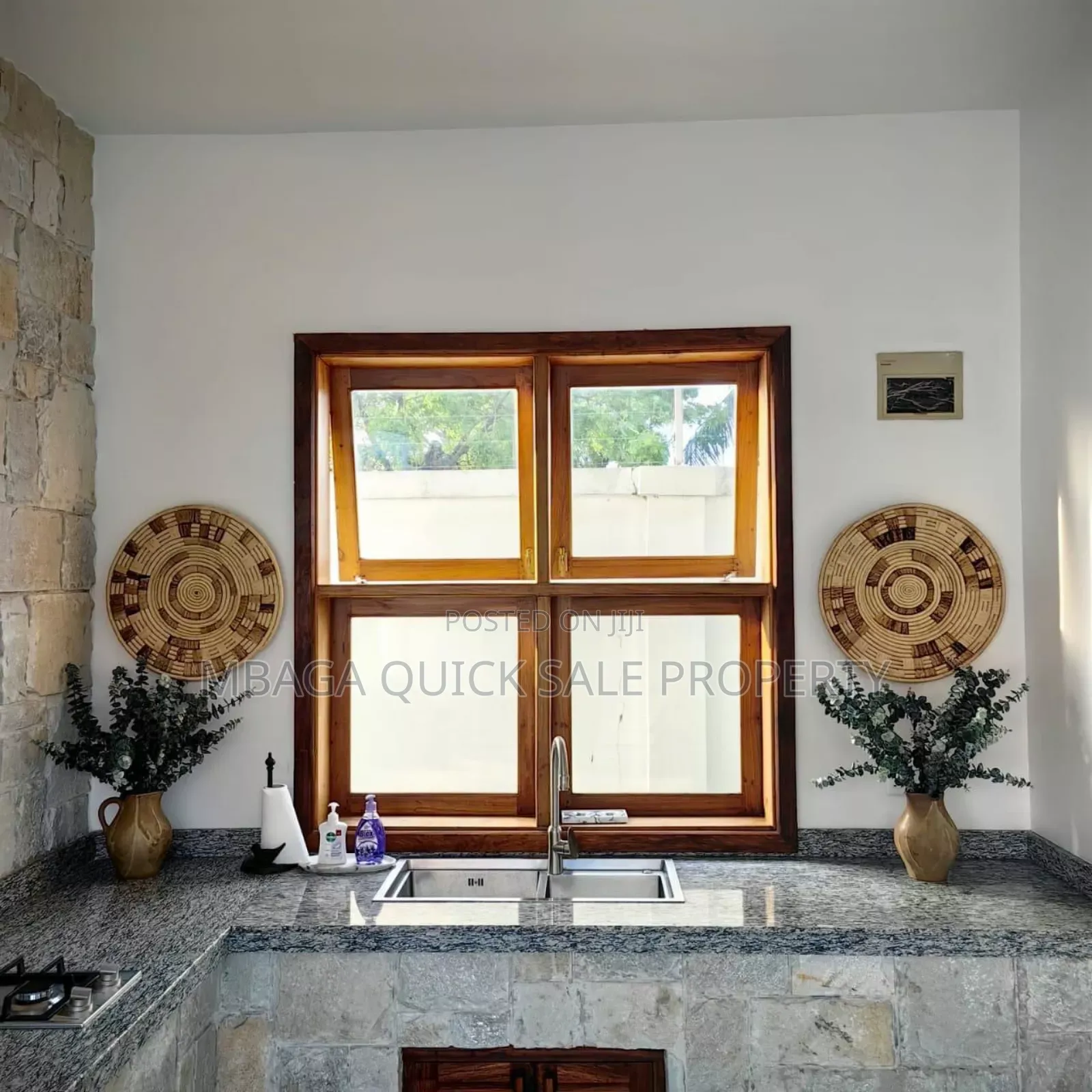 3bdrm House in Mikocheni for sale