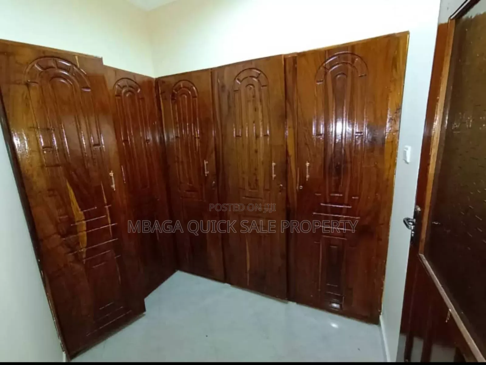 6bdrm House in Mbezi for sale