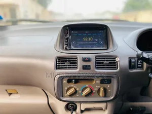Toyota Corolla Spacio 2002 Silver