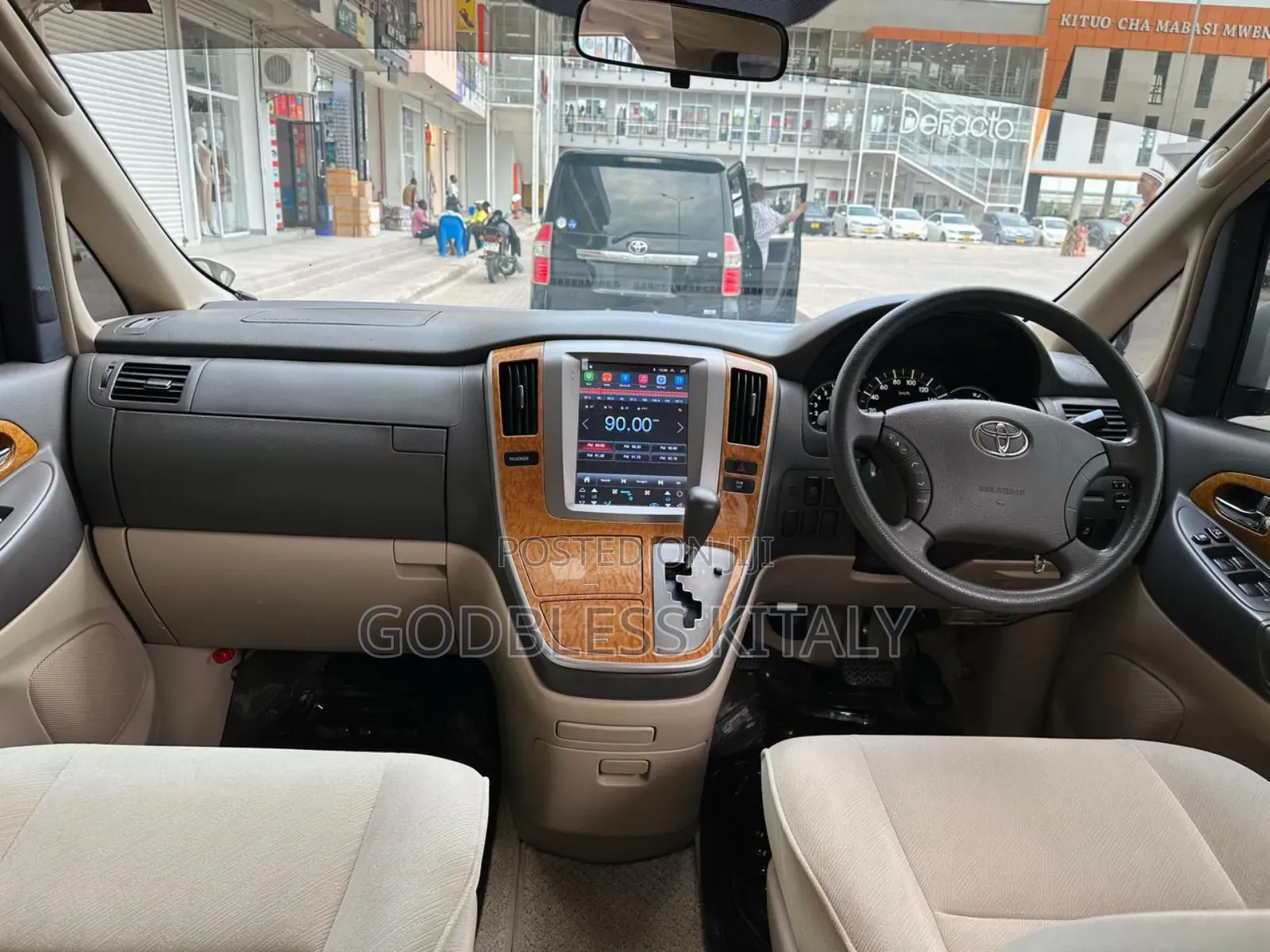 Toyota Alphard 2.4 Petrol AWD 2006 White