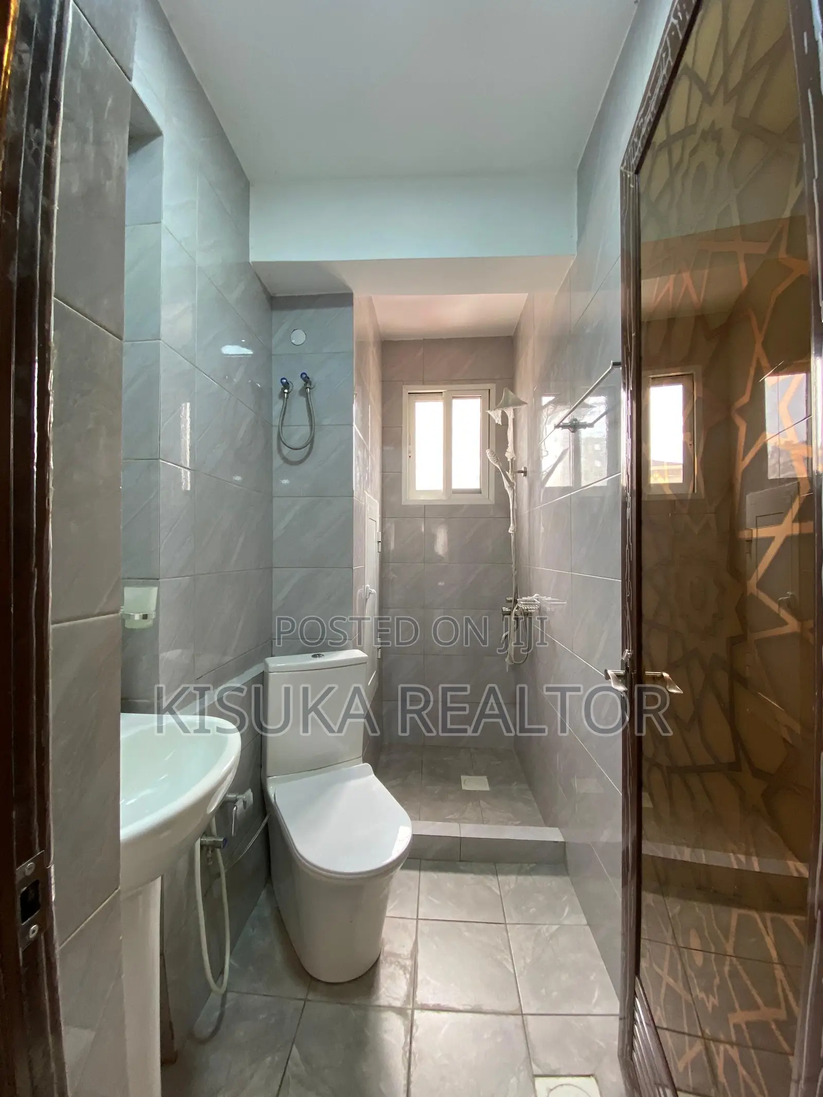 Furnished 3bdrm Apartment in Posta, Ilala for sale