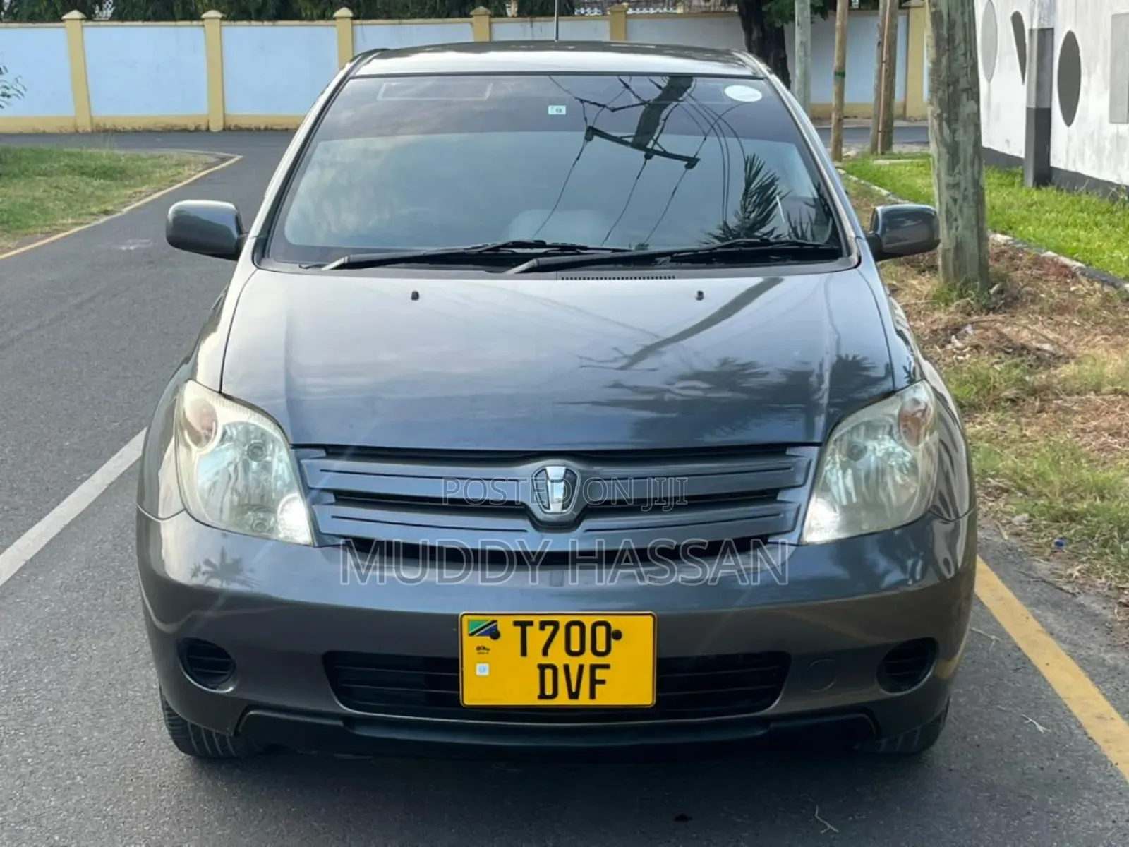 Toyota IST 2005 Gray