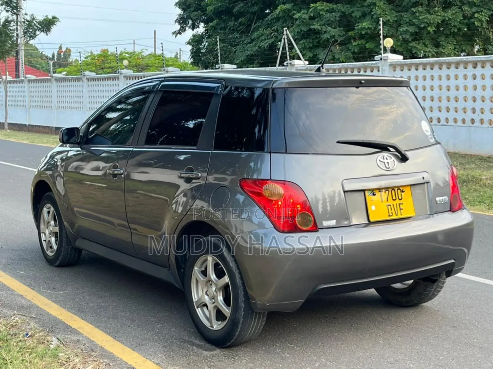 Toyota IST 2005 Gray