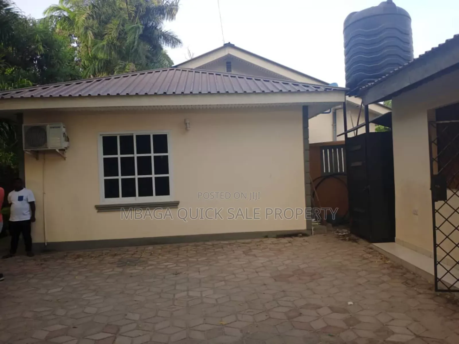 3bdrm House in Ada Estate for rent