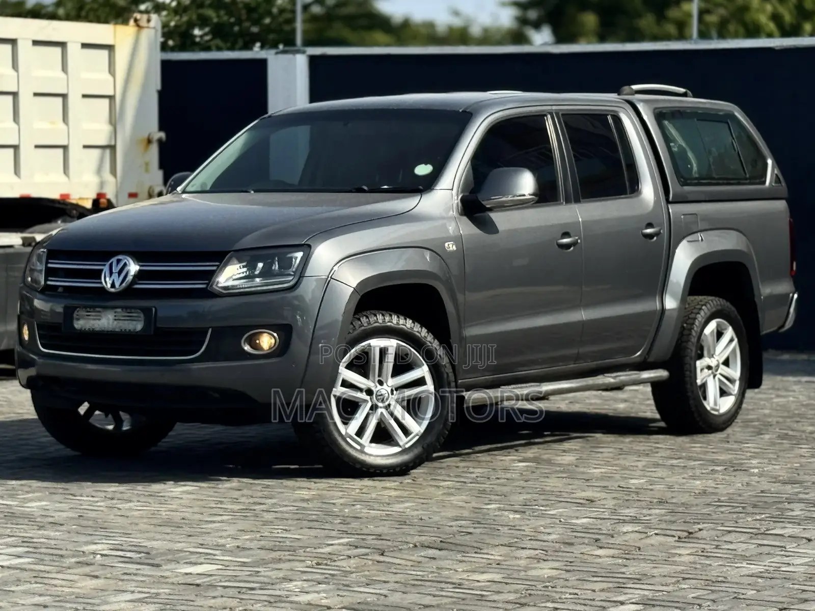 Volkswagen Amarok 2016 Gray
