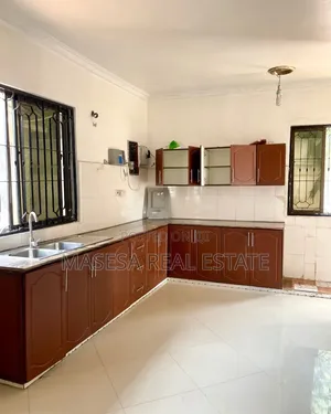 5bdrm House in Masaki for rent
