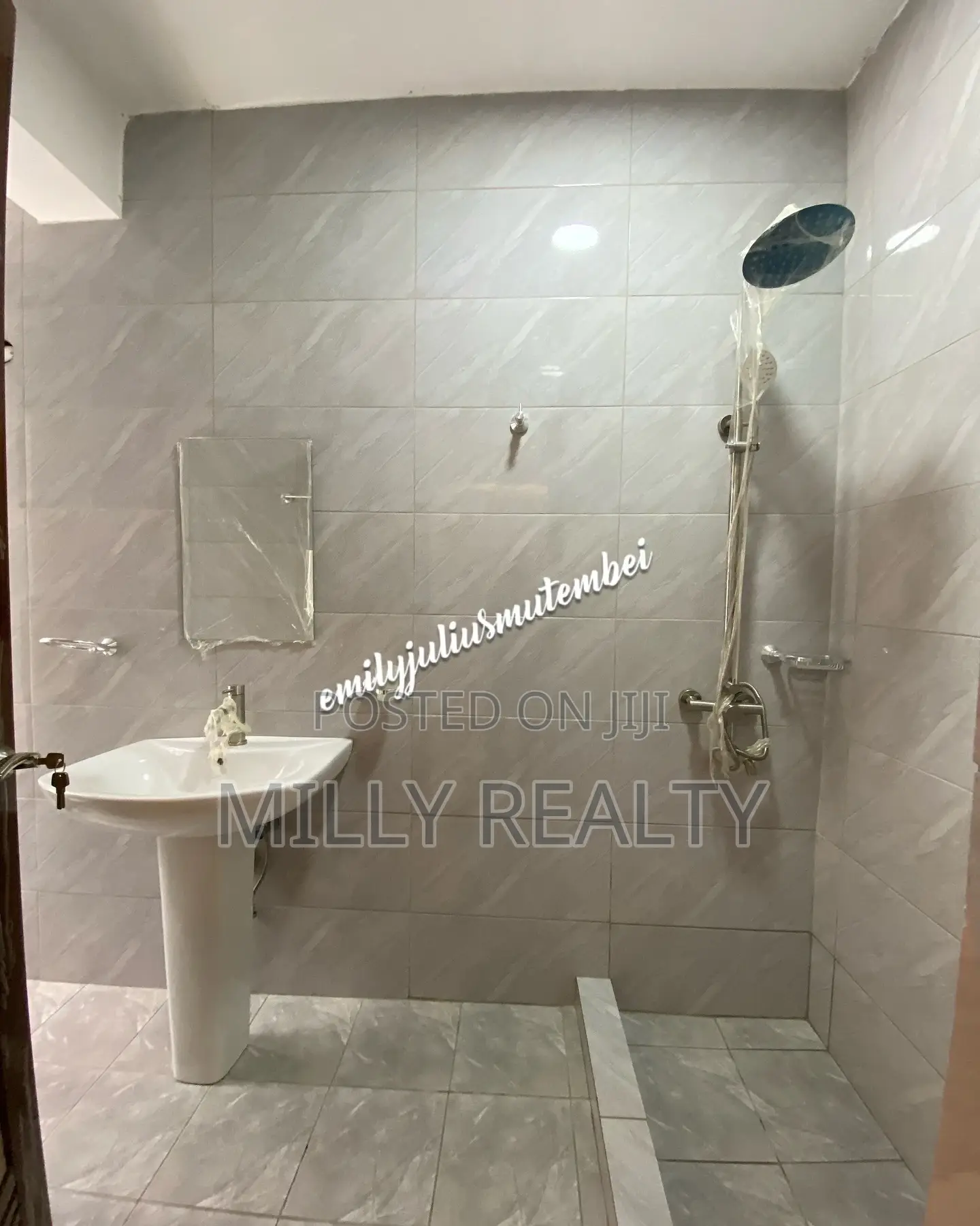 3bdrm Apartment in City Centre Lumumba, Ilala for sale