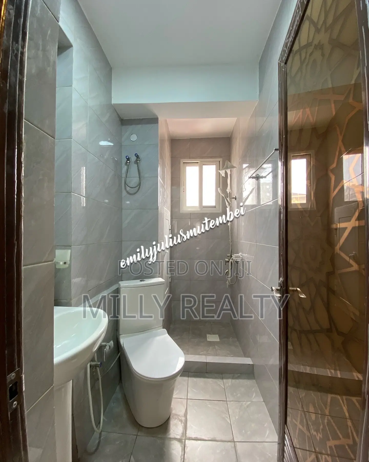 3bdrm Apartment in City Centre Lumumba, Ilala for sale