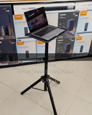 Adjustable Folding Laptop Table Tripod Projector Stand