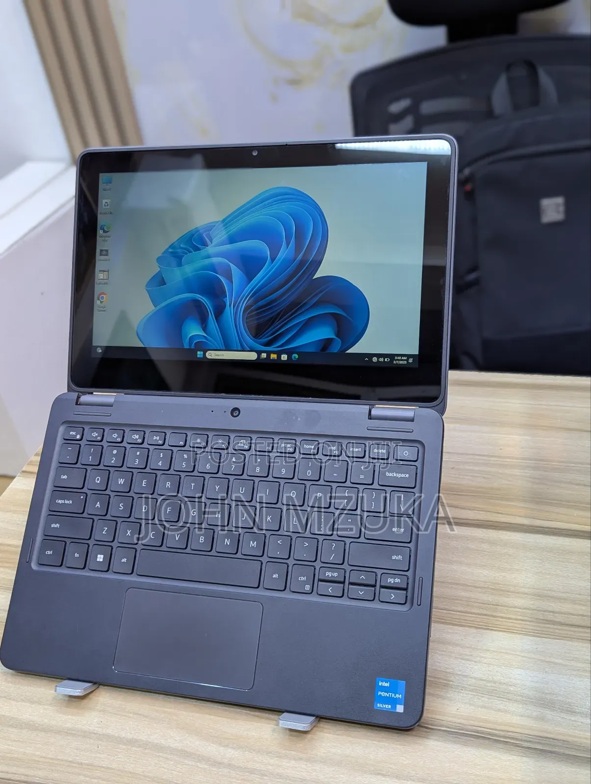 New Laptop Dell Latitude 3120 8GB Intel SSD 128GB