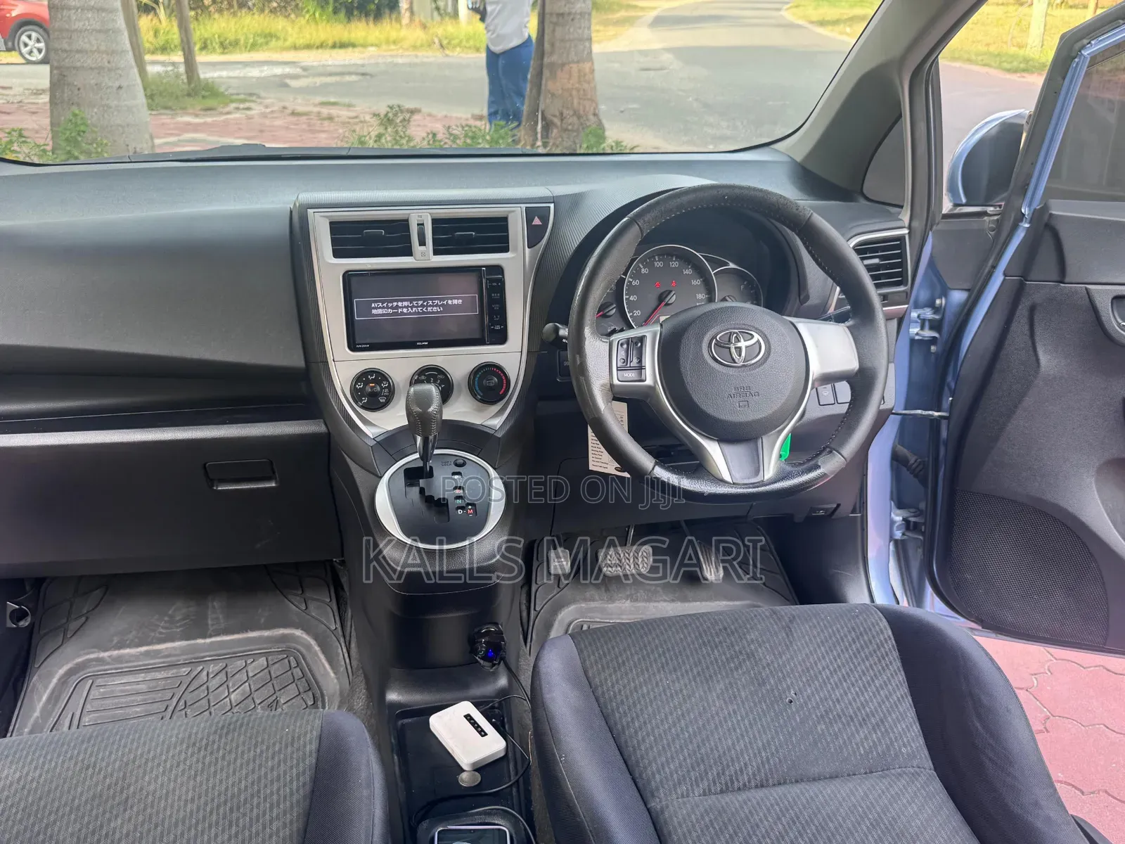 Toyota Ractis 2012 Blue