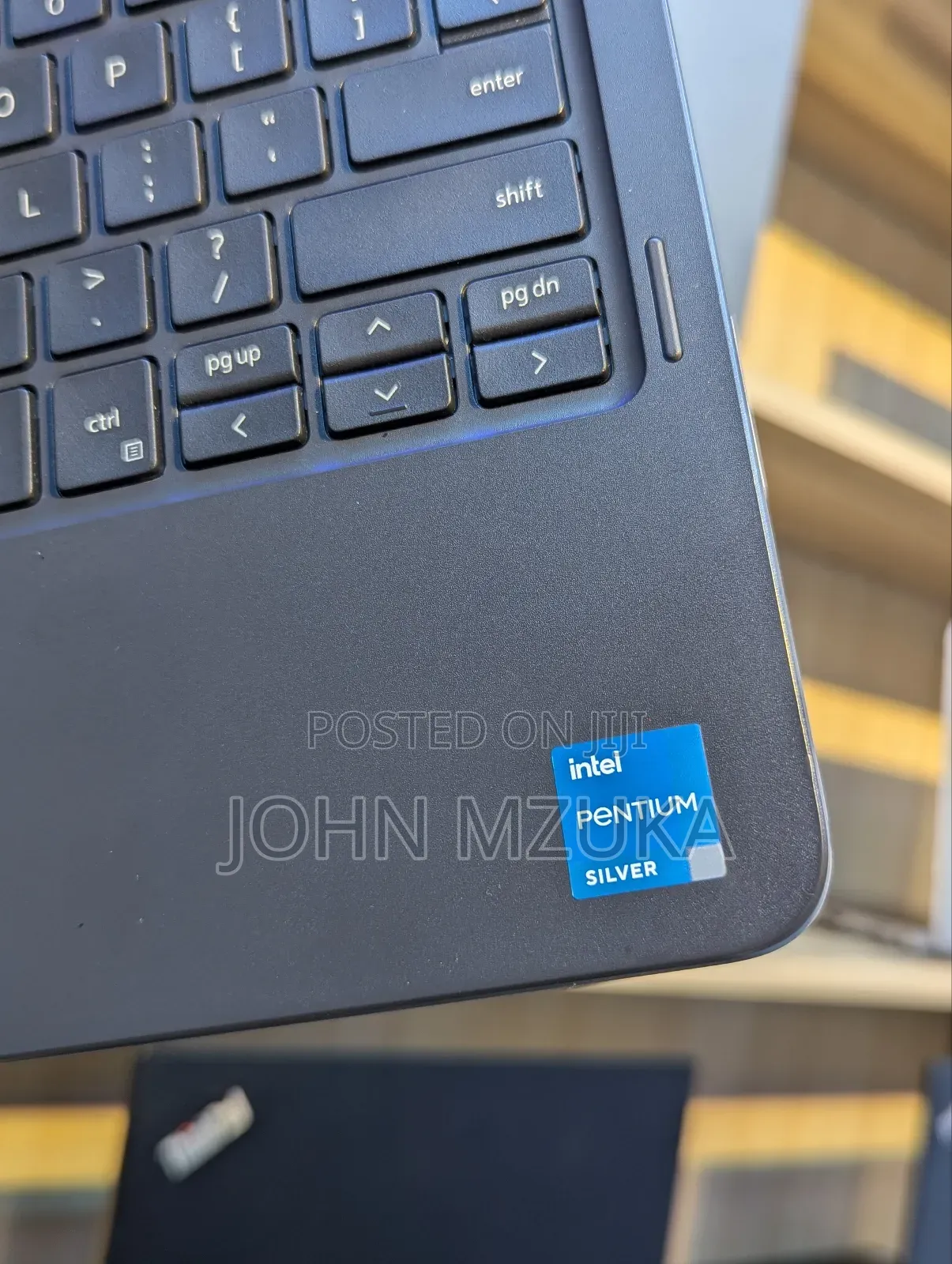 New Laptop Dell Latitude 3120 4GB Intel SSD 128GB