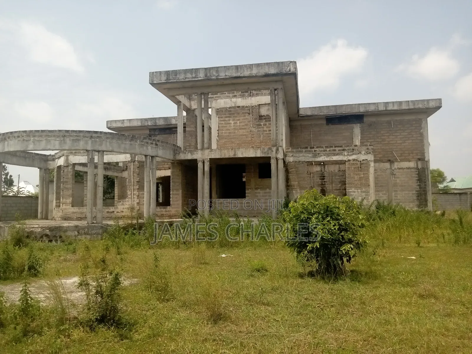 6bdrm House in Pugu Kinyamwezi for sale
