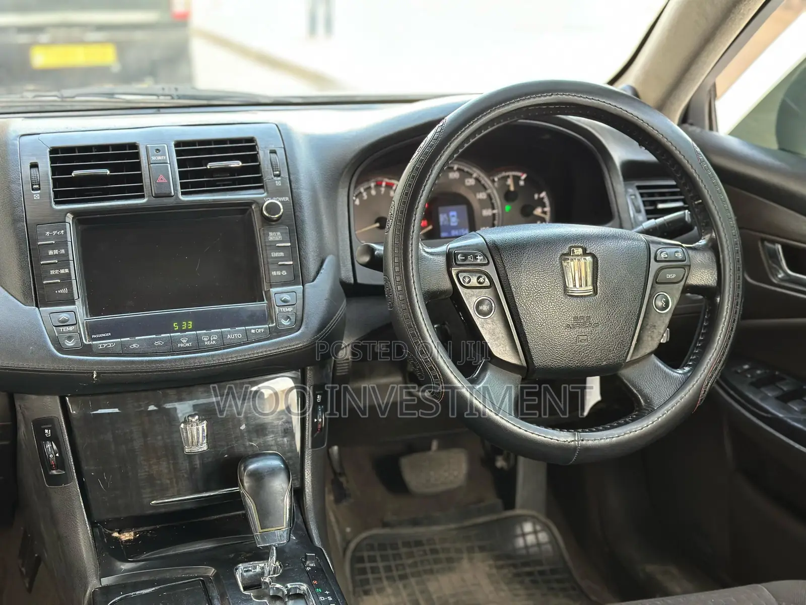 Toyota Crown 2009 White