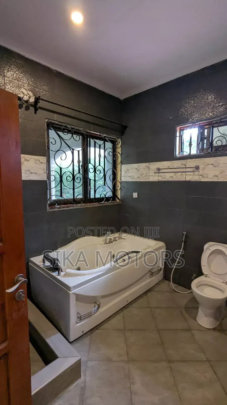 5bdrm House in Red House, Arusha for sale