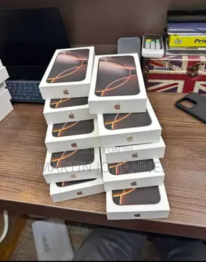 New Apple iPhone 16 Pro Max 256 GB Gold
