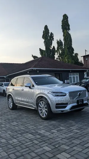 Volvo XC90 2017 Silver